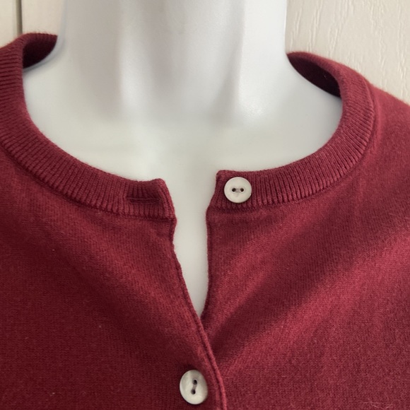 Deep maroon cotton cardigan - Picture 2 of 5